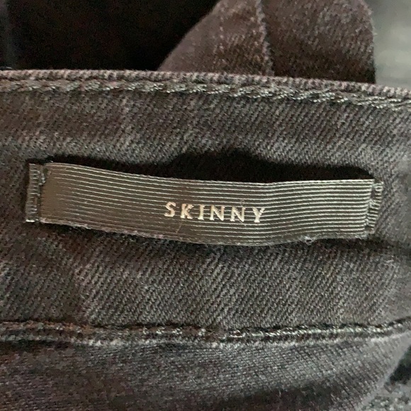 Guess Women’s Black Knee Ripped/Distressed Skinny Jeans Size 30 - Picture 12 of 16